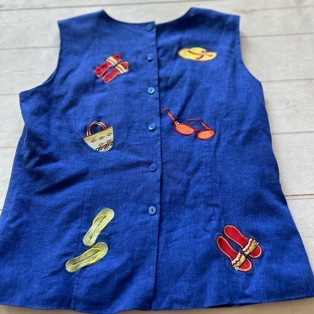 Sleeveless Fun Top Size 10 - Picture 4 of 9